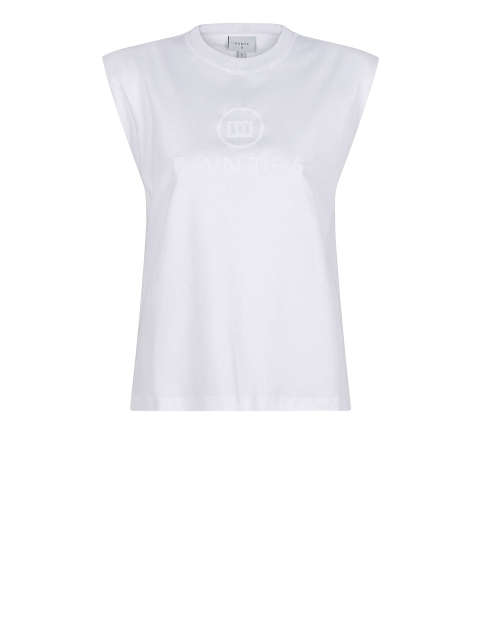 Strong shoulder tee