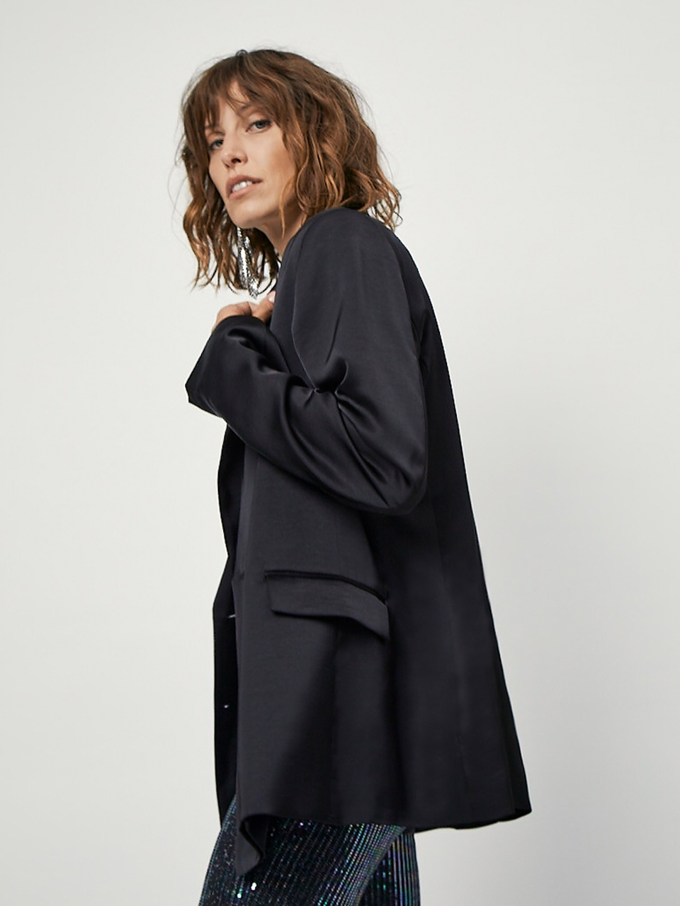Silky oversized blazer