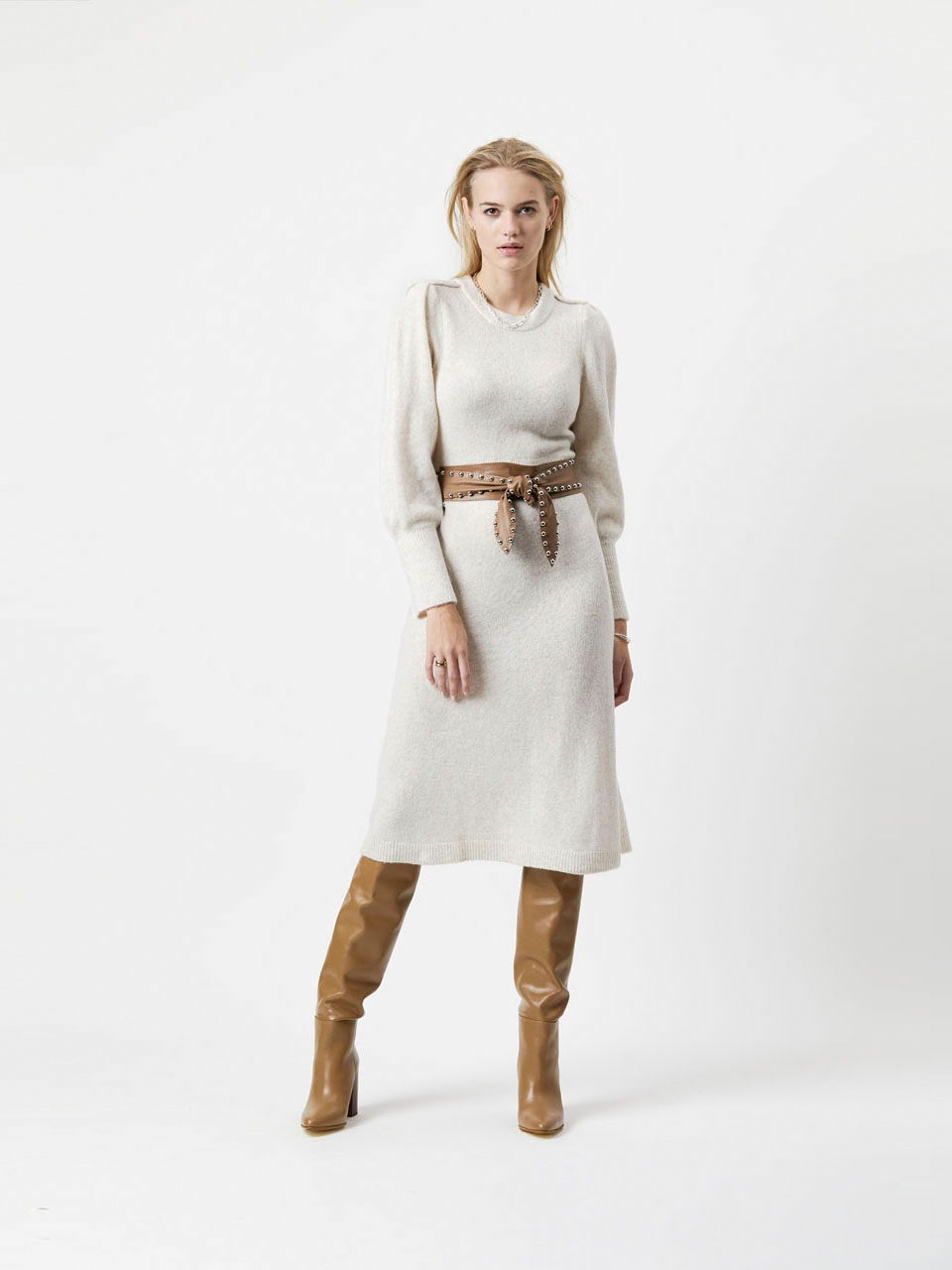 Wrap-around leather belt