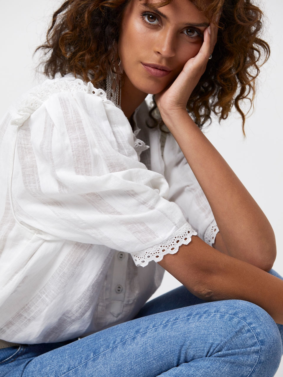 Responsible cotton/linen blend top