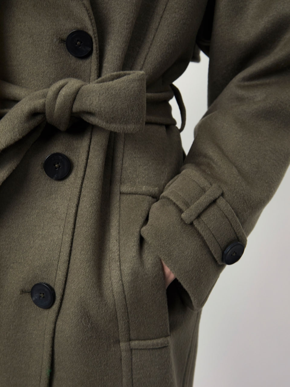 Trenchcoat in light taupe