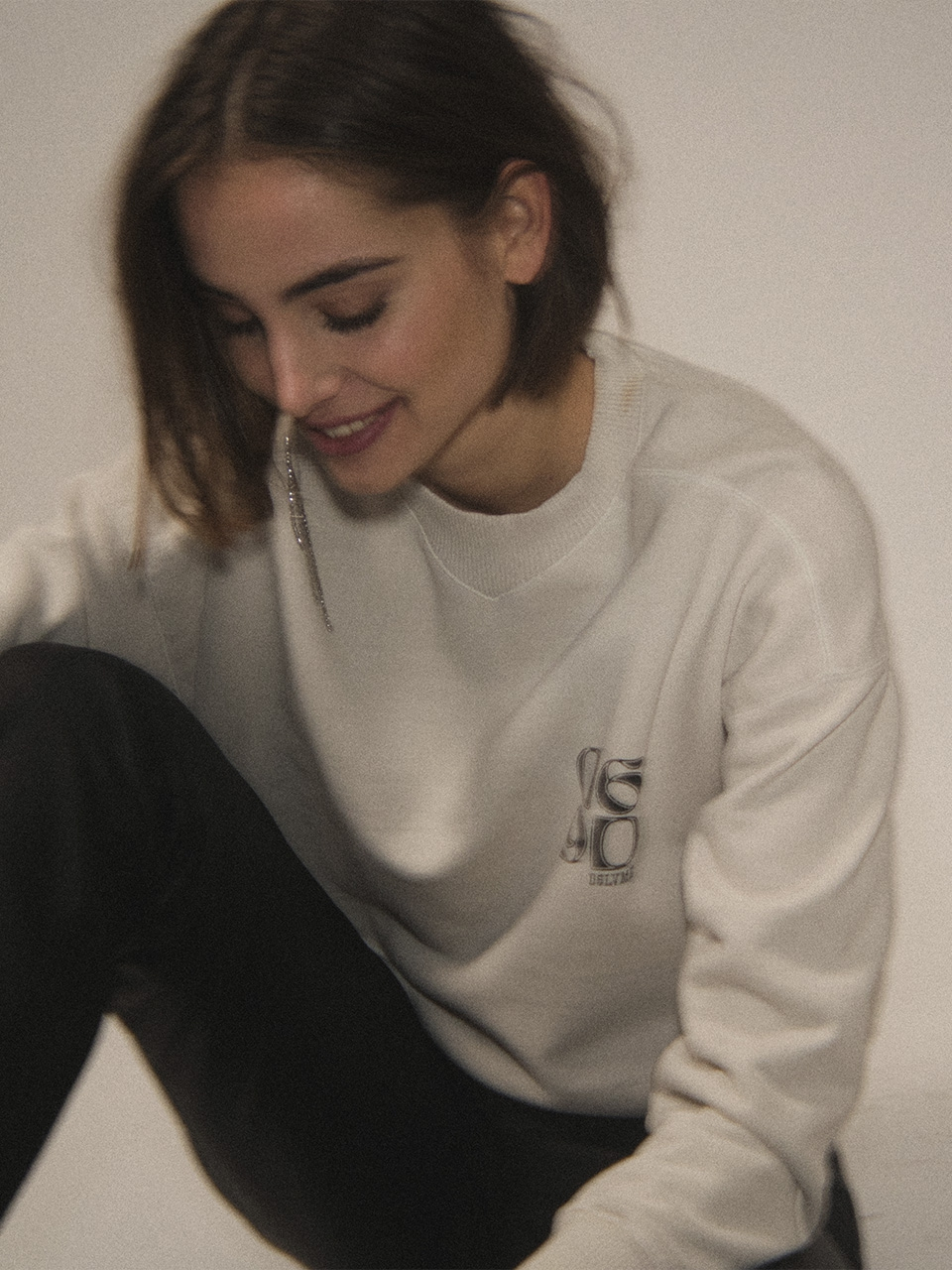 Logo sweater