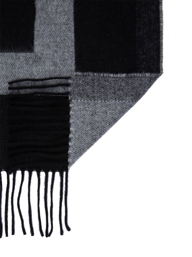 Wool blend jacquard scarf