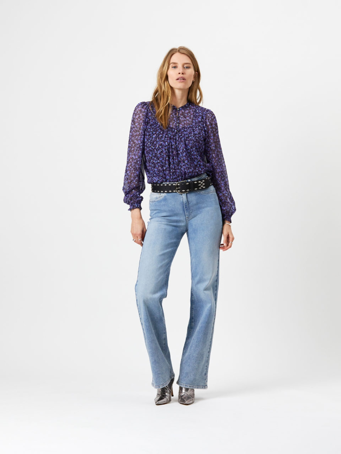 Crinkle lurex blend top