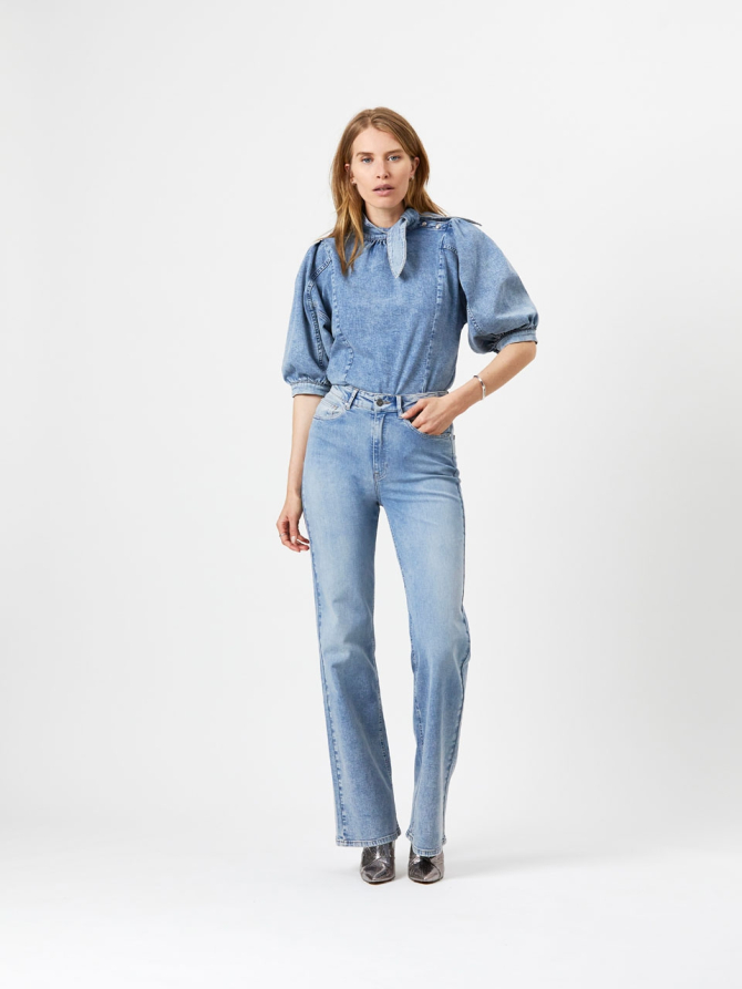 Stretch denim wide leg jeans