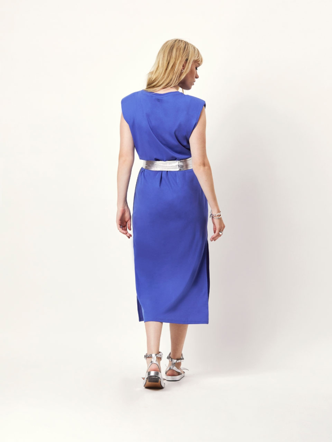 Strong shoulder dress