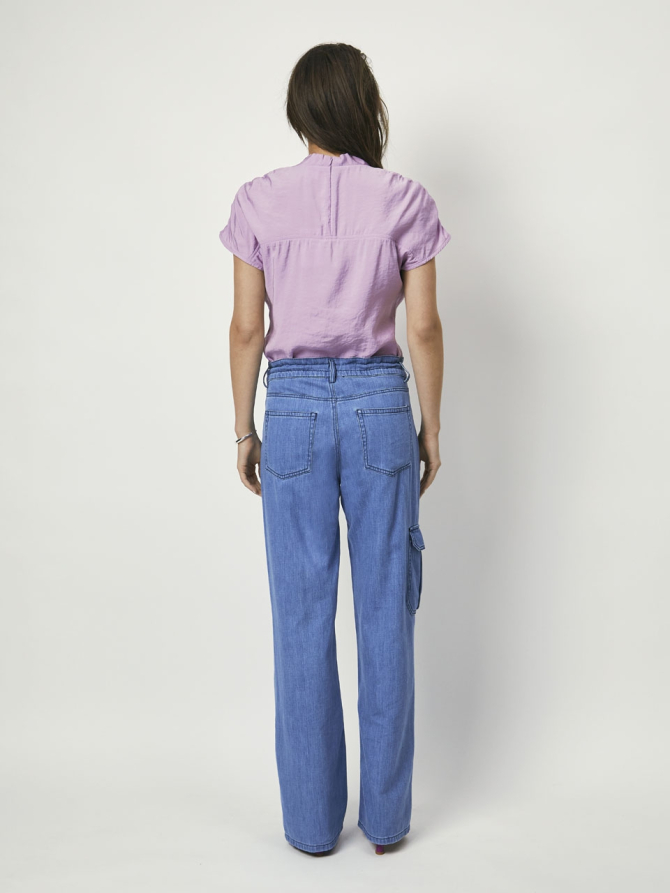 Drapey, detailed short description