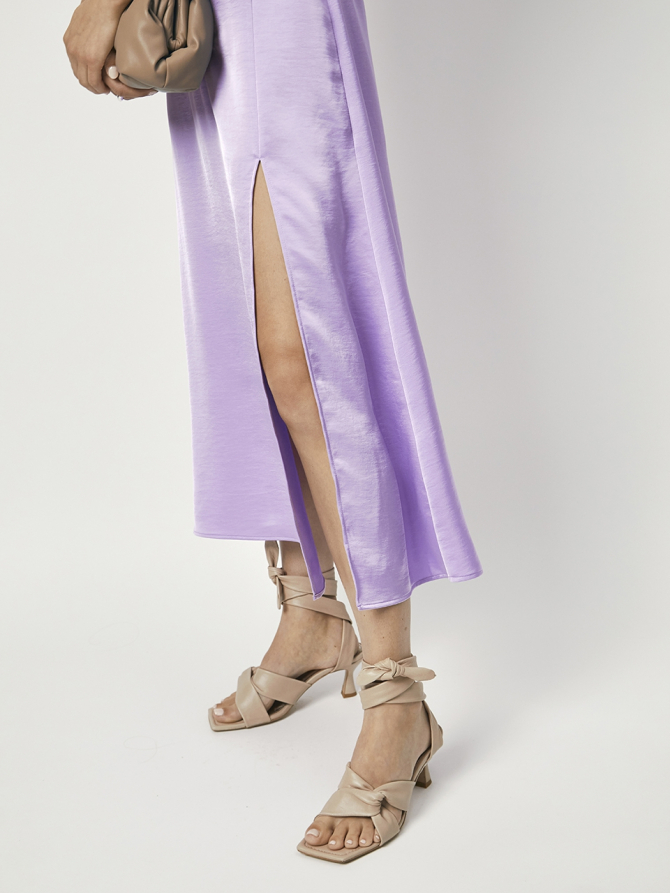 Certified recycled satin